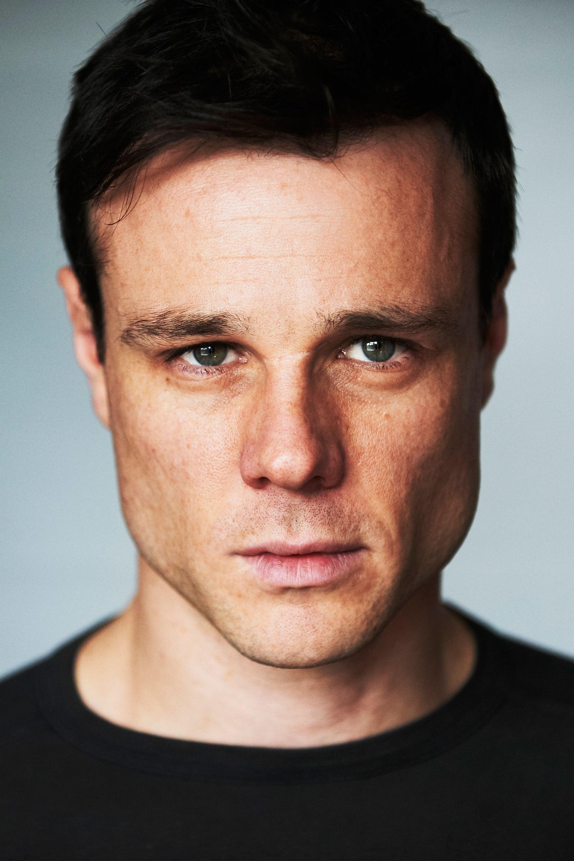 Rupert Evans