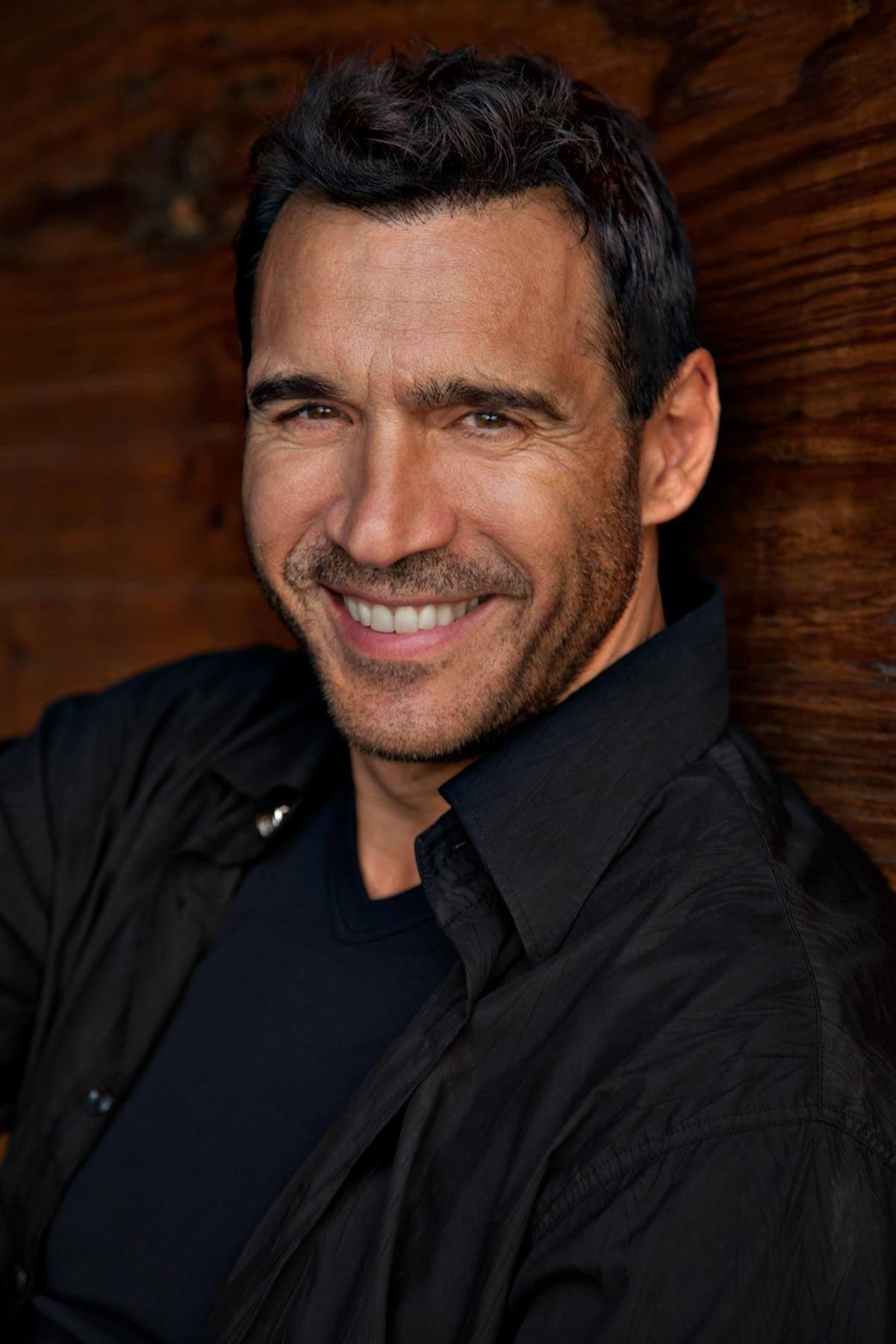 Adrian Paul